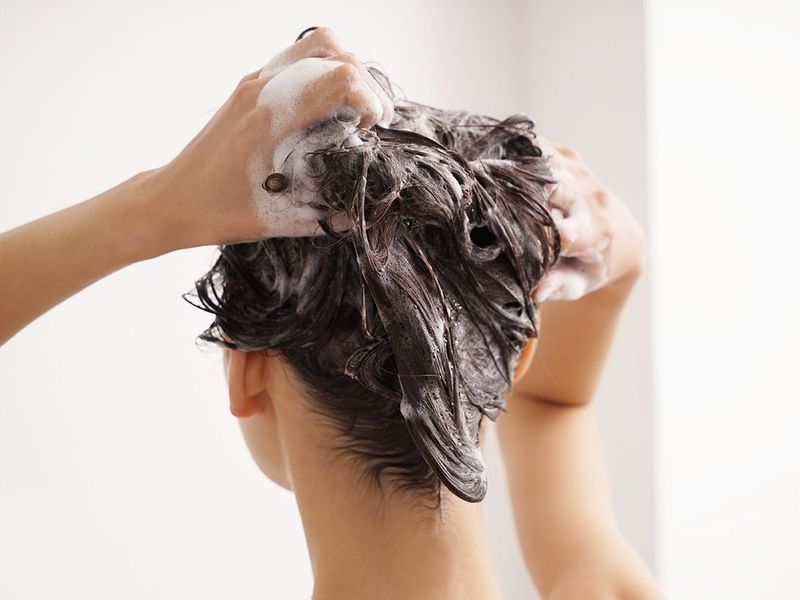 Minimize Clarifying Shampoos