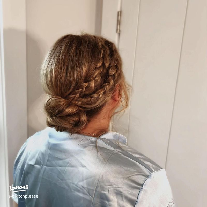 Braided Base Looped Bun