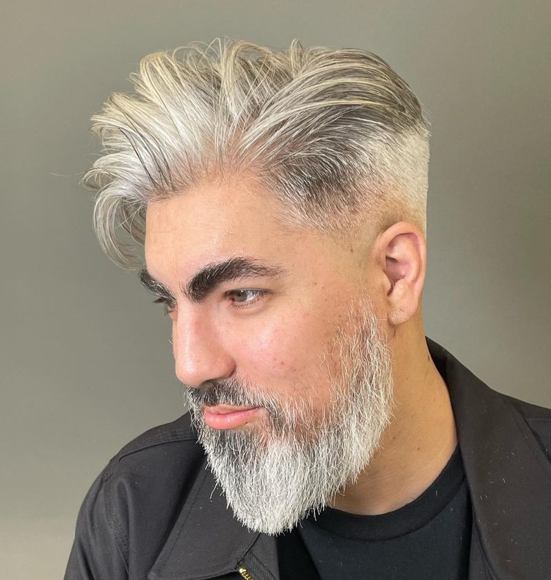 Pompadour strutturato