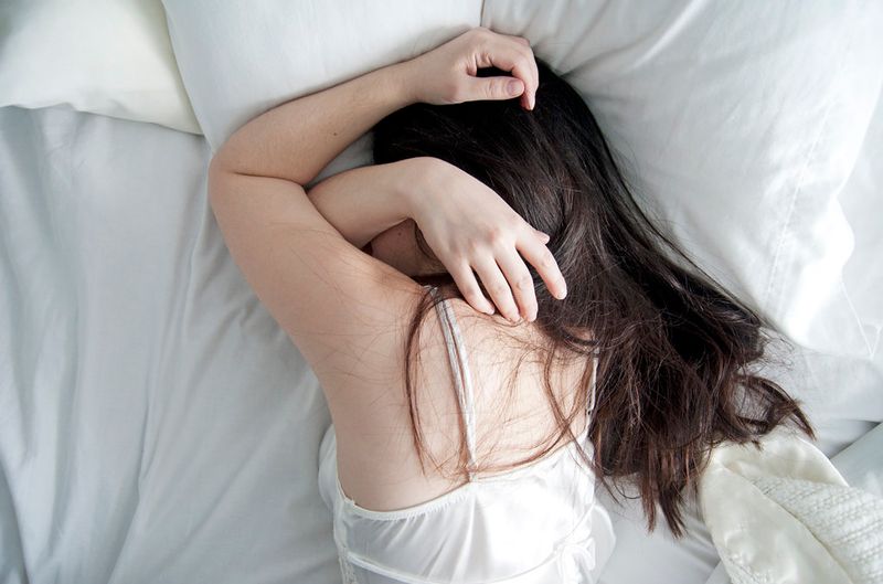 Sleeping on Rough Fabrics