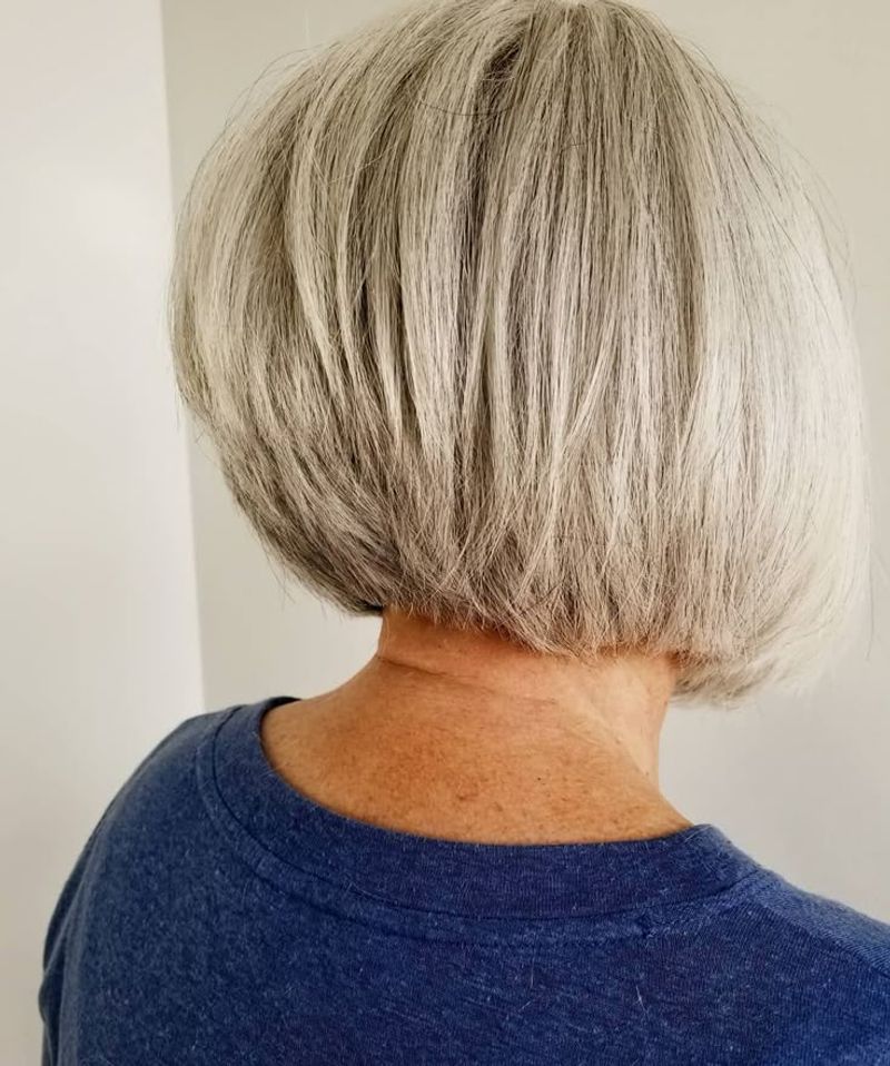 Graduated Mini Bob
