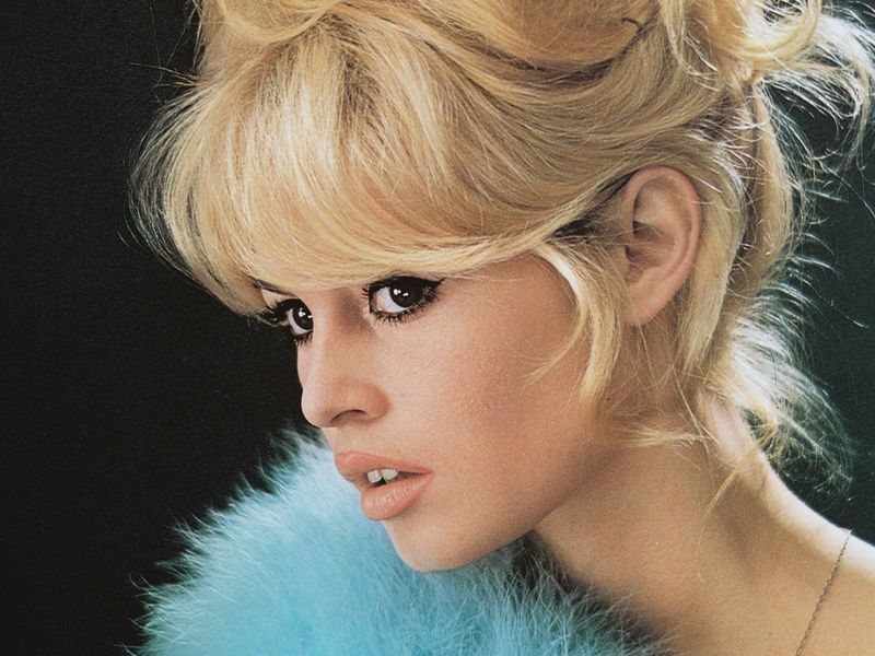 Bardot Bangs