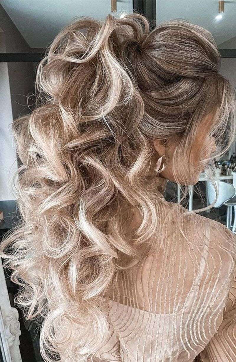Voluminous Half-Up Bouffant