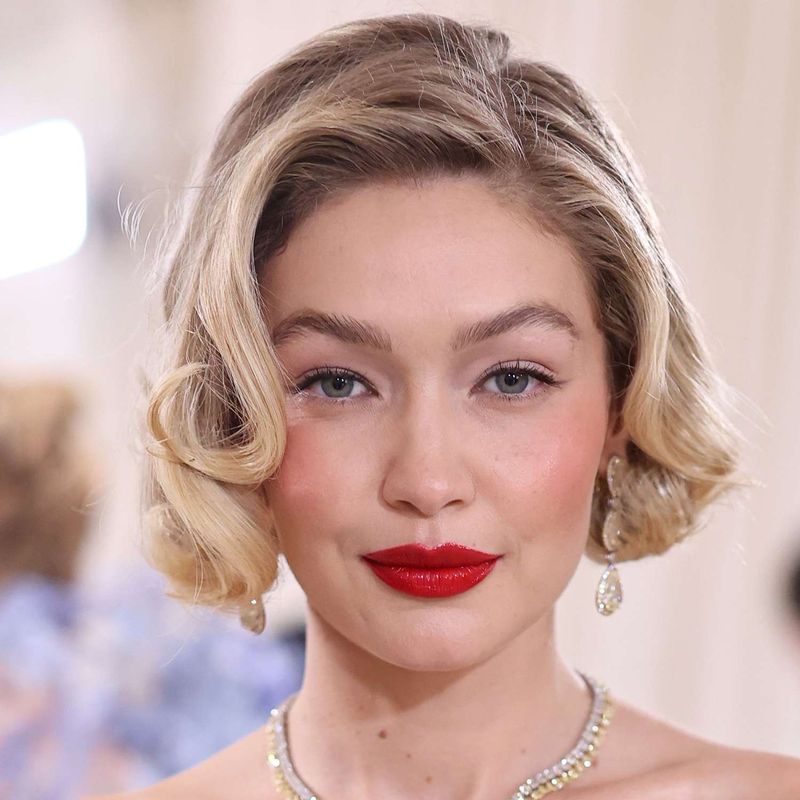 Vintage-Inspired Curled Bob