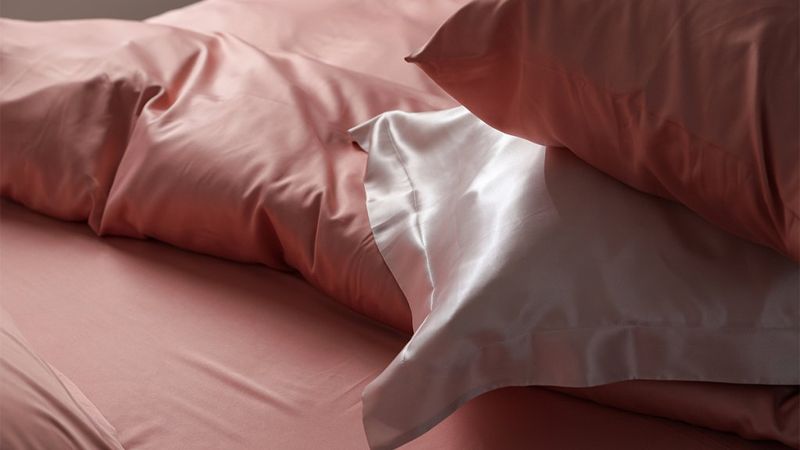 Dormire su una federa di seta