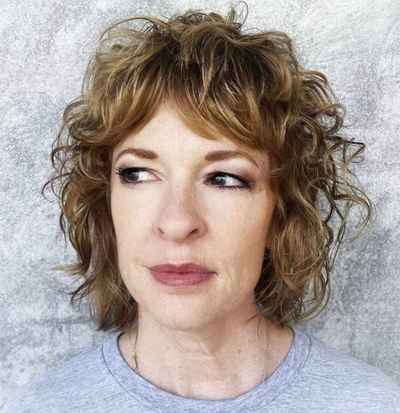 Sicilian Curly Bob